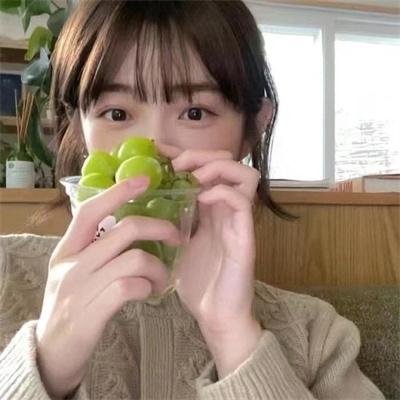 当然是选择原谅她