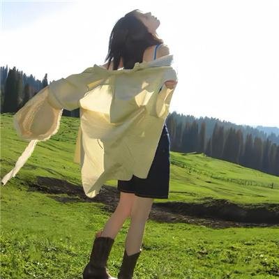屋中美人